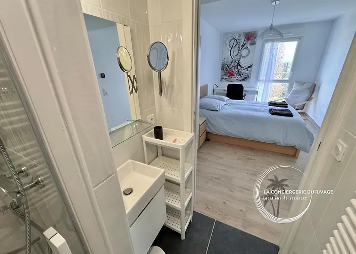 L'horizon - Piscine - A 50m De La Apartament