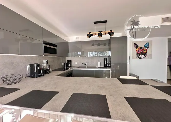 L'horizon - Piscine - A 50m De La Apartament *