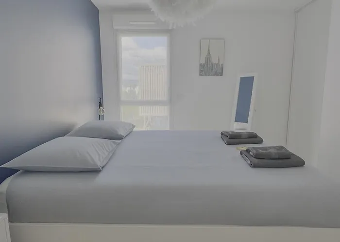 L'horizon - Piscine - A 50m De La